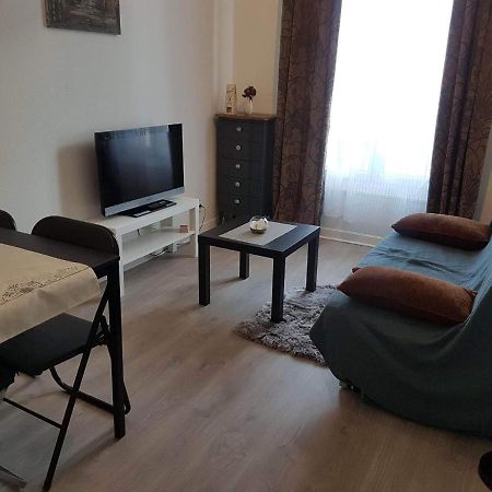 Appartement Hoche à Pantin Extérieur photo